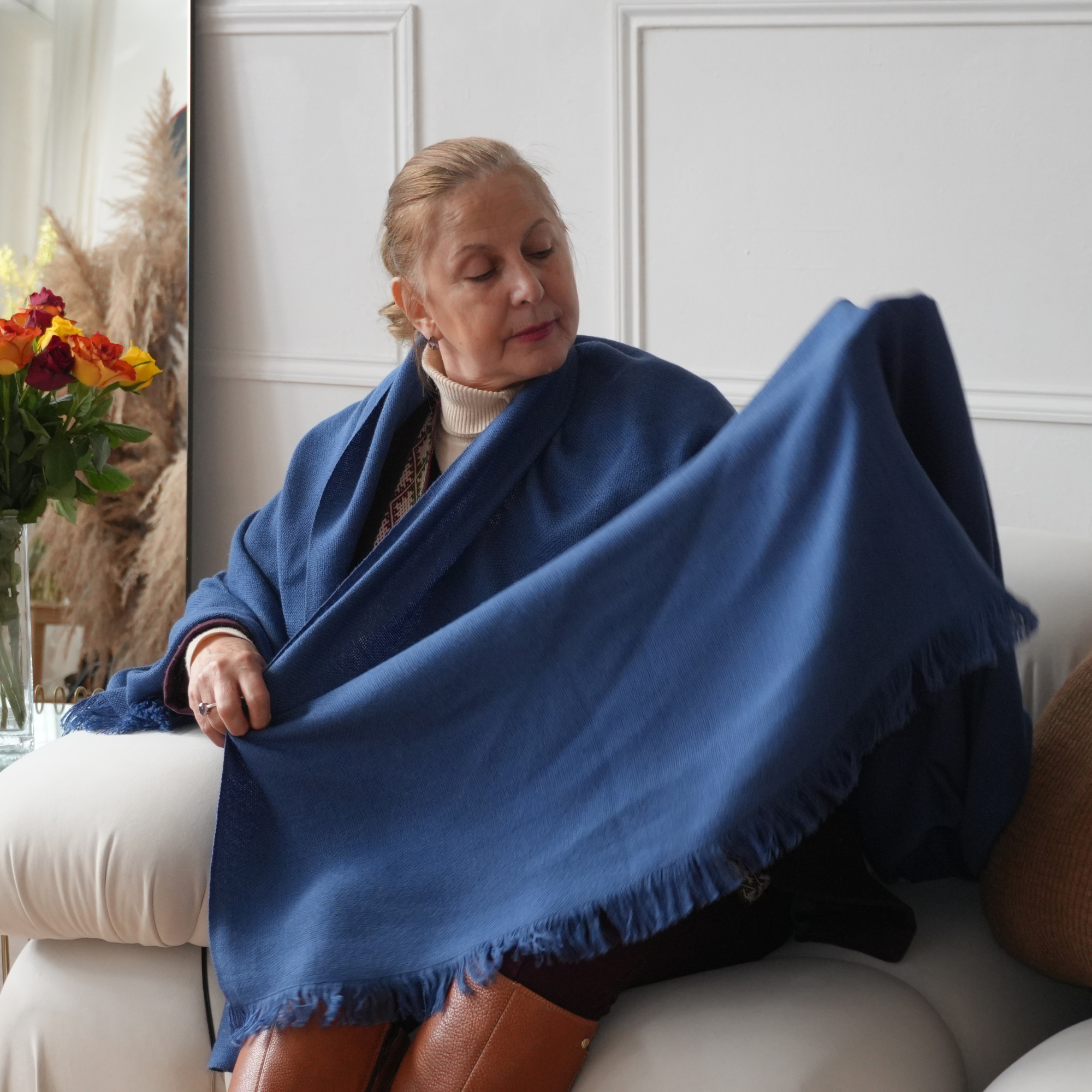 100% Baby Alpaca Wool Throw Blanket | Generously Sized 160×200cm | Handcrafted Luxury for Bed & Sofa